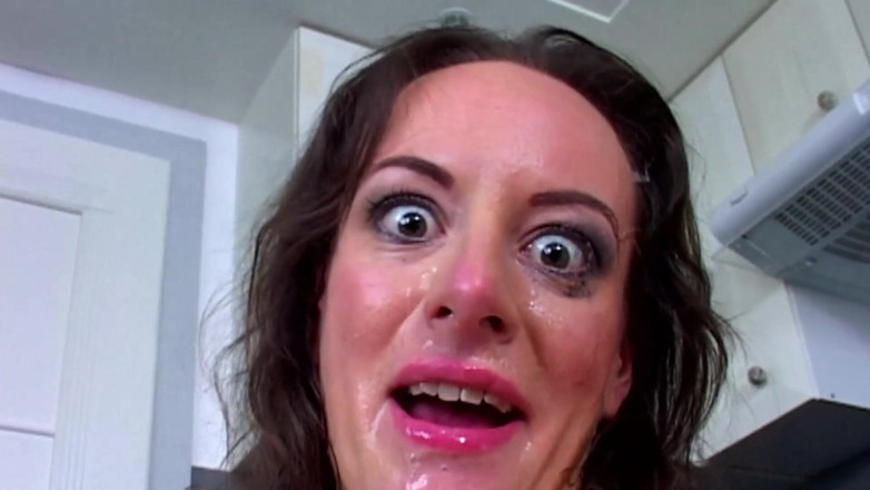 MMV and Eroticplanet Clips: Cette étudiante veut plus que du simple tutorat, elle se fait...