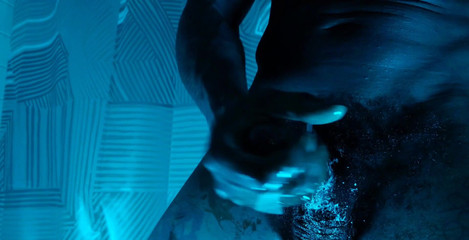 Hallelujah Johnson: Velké černé péro uctívání Hallelujah Johnson (Dr. Manhattan Unleashed On Flesh Skin)...