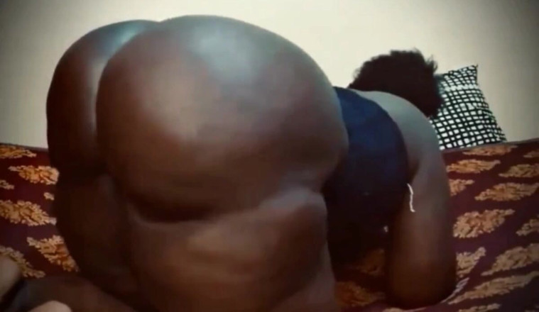 Dzaddy long strokes: Ssbbw yağlanmış twerk