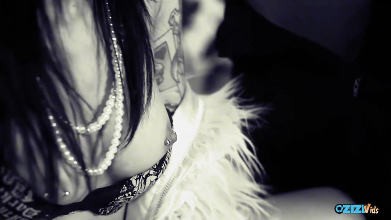 Zizi Vids: Flashes of Bondage Are One of Many Memories This Woman...