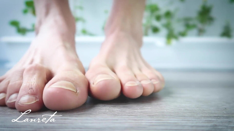 Lanreta: Piedi e dita dei piedi in super primo piano