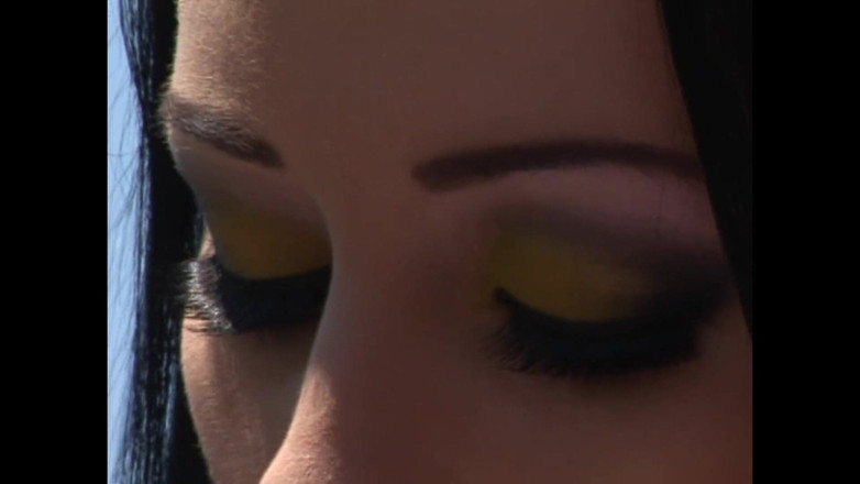 Full Movie XXX: Pelacur Panas Gozona