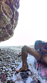 Flashing My Pussy in Front of a Guy in Public Nudist Beach and He Fucks Me and Gives Blowjob - It's Very Risky - Misscreamy