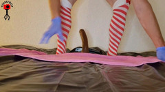 Timmyboy: ティミーボーイのゲイ女装者で巨大な黒いディルドを使った