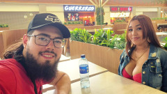 Pikaa6: 来吧，来吧，我会给你我的屁股，以换取爱情和友谊当天的礼物，请