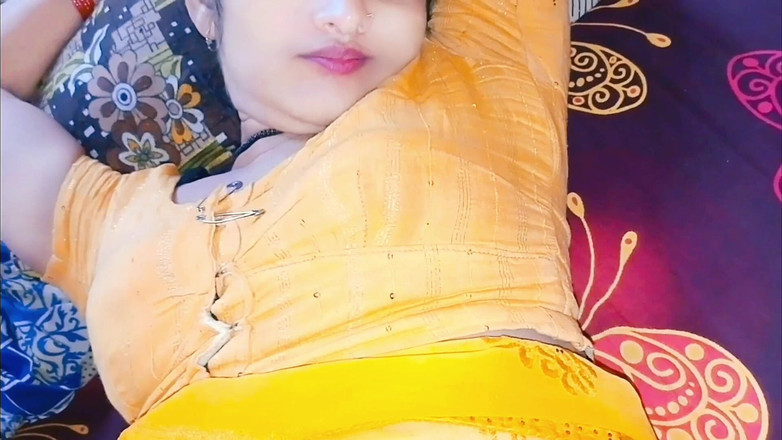 Janvibhabhii: В отсутствие мужа я сдалась своему отчиму и потушила огонь в моей киске.