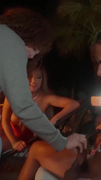 Ameena Green y Willow Ryder episodio