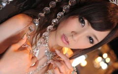 Сексуальная японская девушка хочет секс от трех горячих членов в сексе вчетвером