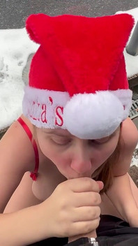 Der kleine helfer des weihnachtsmanns