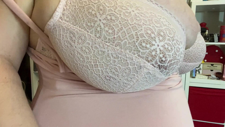 Roxanne Miller: Bras Bouncing
