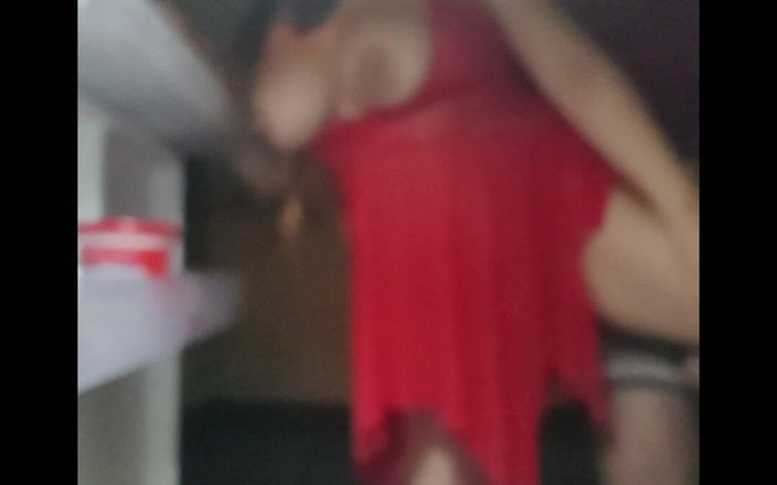 Love Foxi: Ehefrau in der küche gefickt