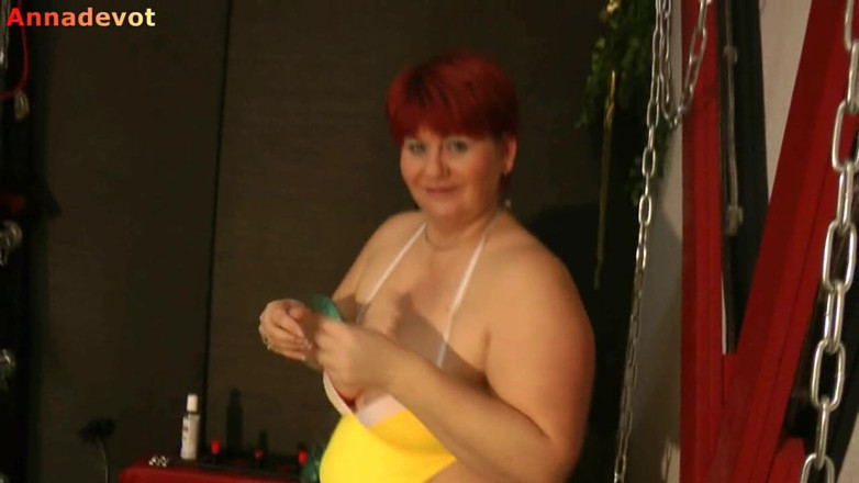 Anna Devot: Annadevot - Balloon fun in a bathing suit