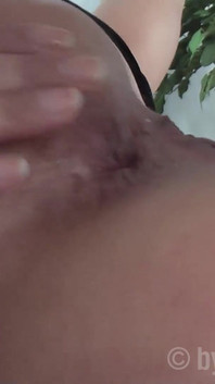 Alemana milf Vivia follada anal