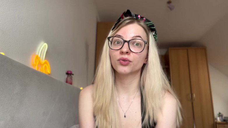 Goddess_Bella_Rae: Jak traktować go jak obiekt - femdom
