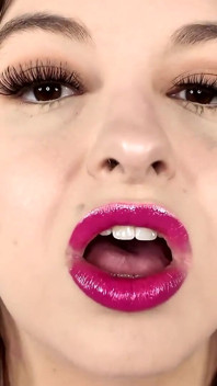 Your Pink Lipgloss Obsession JOI