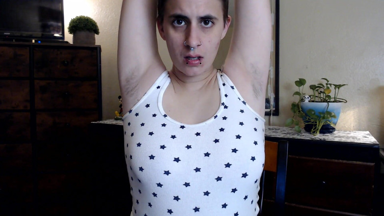 Abby Anna: Lubang berbulu dipamerkan dikongkek