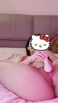 Lonely Petite Asian Babe Riding Dildo for Nonstop Orgasm and Shaking