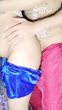 Sesso anale di marito moglie