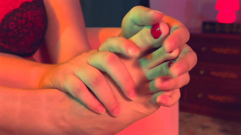 Evol Feet: Dedos balançando e se abrindo para o seu prazer