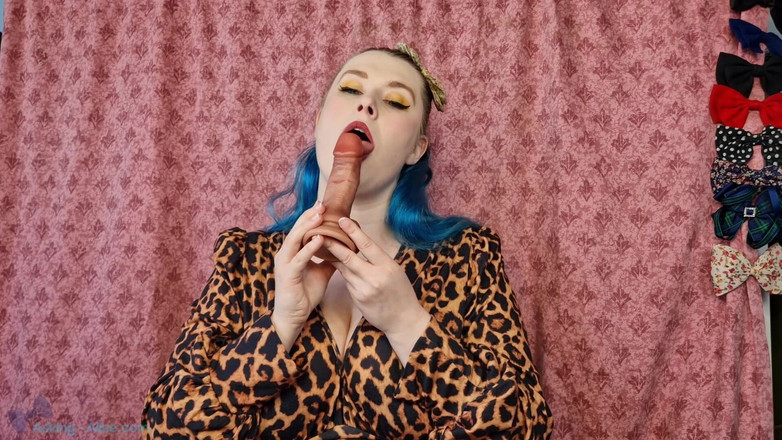 Alice_Mayflower_Scottish: Mengusap, menghisap dan berkongkek tetek - awek solo