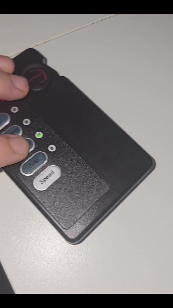 The Max Powers: Elektro yarak şoku