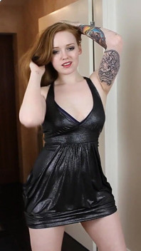 Kloe Kane- la giocherellona in nero