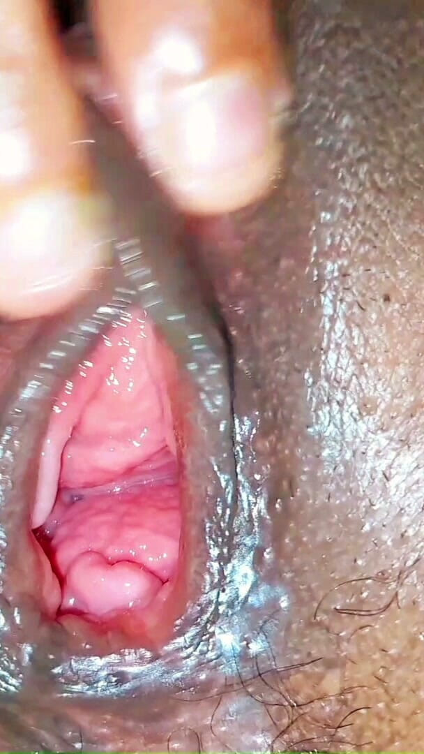 Love-juthi: Bangladeshi Boudi Santa Pussy - Watching Videos of My Pussy up...