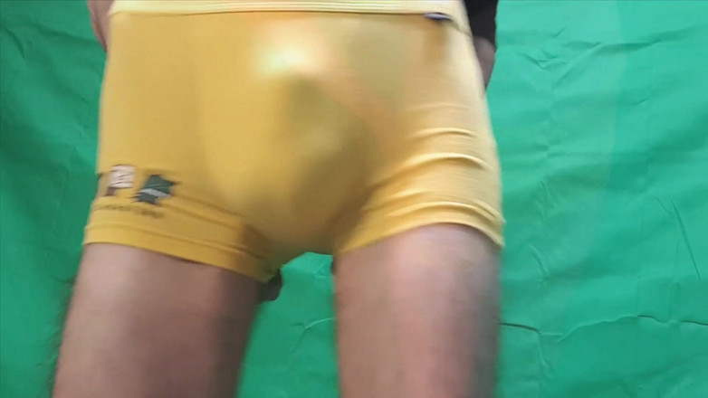 HeIsSooThin: I ragazzi gialli ci provano