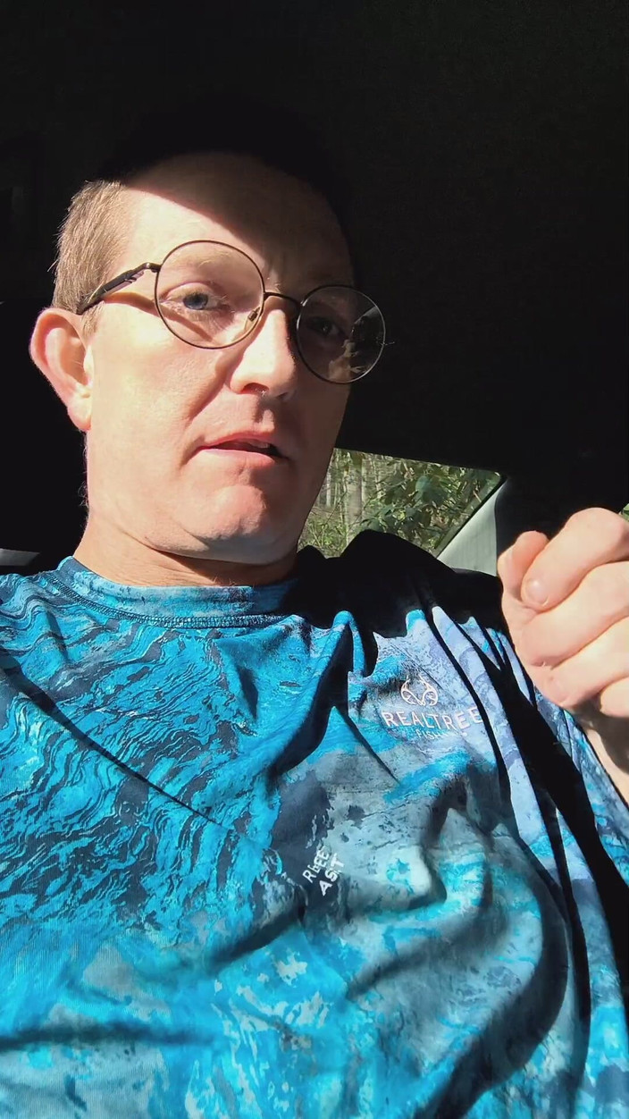 HerculesnVENUS: Gruesa su mano se pone cachonda y pegajosa