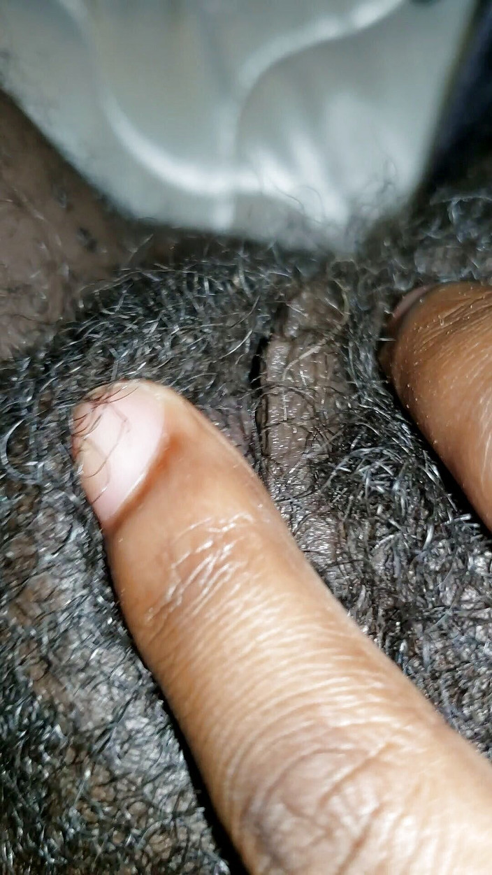 Roseblue2: Masáž sténající kundičky