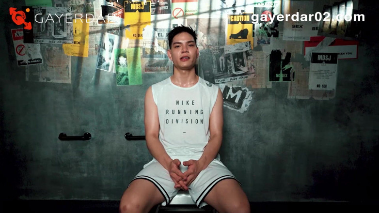 GAYERDAR: Gif-014 Straight Basketball Player / Thick Cock Sucked Dry