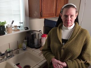 Aunt Judy's XXX: AuntJudysXXX - いたずらな角質の修道女秋が便利屋と性交