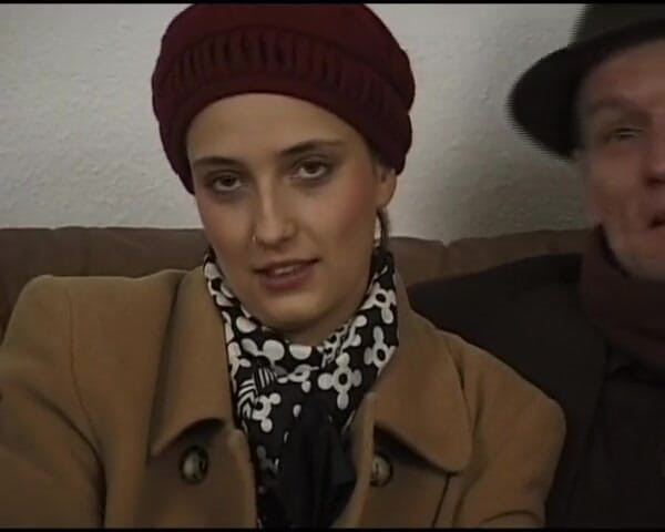 Deutscher hardcore: Ošklivá a sexy brunetka německá holka