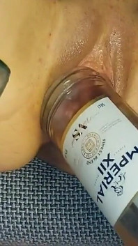 Enorme fles in de diepte van de