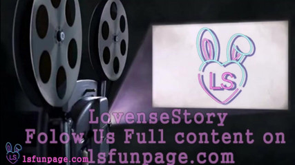 TheloveStory: Sexy dívka masturbuje na balkóně, kde ho sousedé vidí
