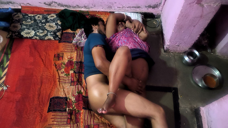 Amarjit2526: Karımı üvey kızımla aldatıyor