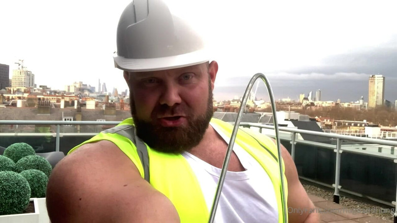 Jack stacked: Constructor de fier aplecat musculare flexând și de măsurare