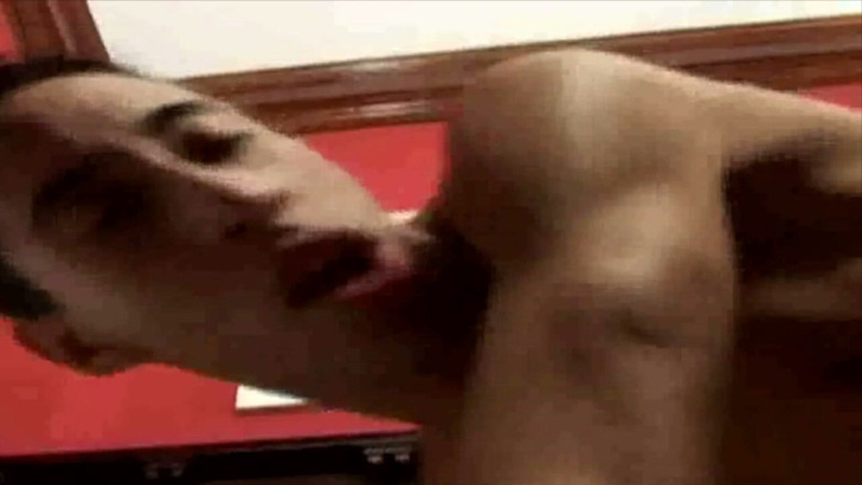 Straights boys loves gay: Hjeteor İki Eşcinsel Arkadaşını Emiyor