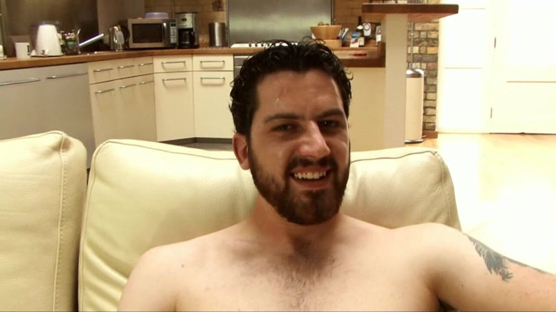 UK Naked Men: Johnny Cooper