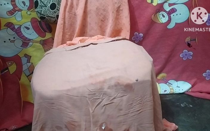 Aakritik346: Pizda Hair's Eliminați bhabhi complet goală vecina