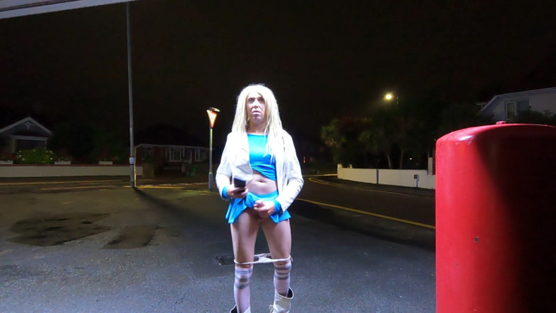 The Midnight Minx: Themidnightminx venkovní displej