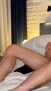 Två tatuerade män för Erick Lima