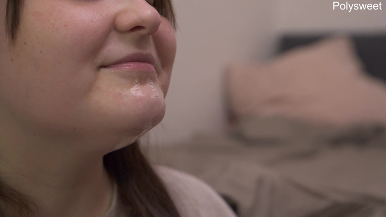 Polly Sweet: Blowjob, Super Close-up, Cum in Mouth