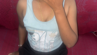 Mary V: Chi vuole guardare lo spettacolo di danza nuda di Shruti...