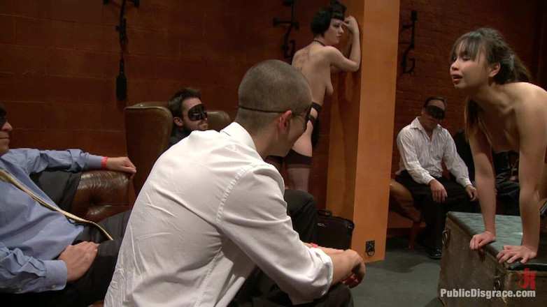 Public Disgrace by Kink: Sasha yung - neredeyse bakire