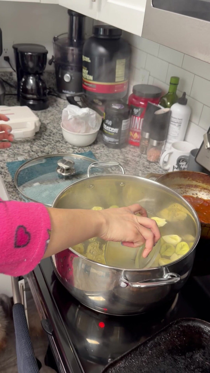 TefyLove20: Un Gran Culo Para Tu Pequeña Polla Humillada