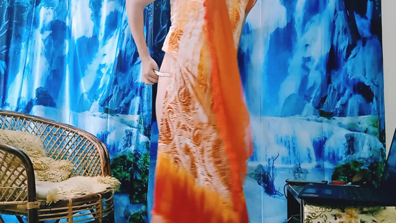 Bolly Karma: Real Hot MILF Audition