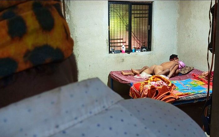 Indian Hijraji: Kisah seksi dan romantis seorang pelayan yang bekerja di rumah...