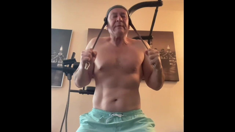 Alex Art: Film in Gym