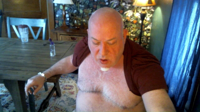 beardaddychub: Дрочить на камеру